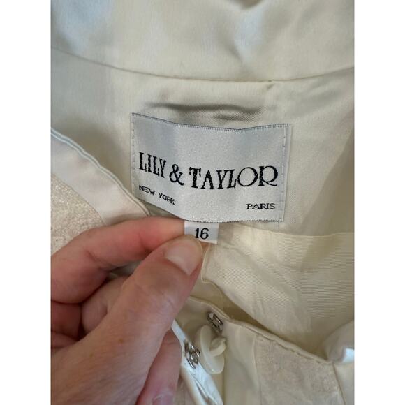 Vintage Lily & Taylor White Wool Button Up Coat 16 Wedding - Picture 3 of 8